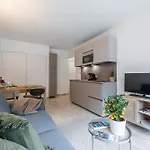 Appartement 2P Renove Avec Terrasse Au Port De Nice
